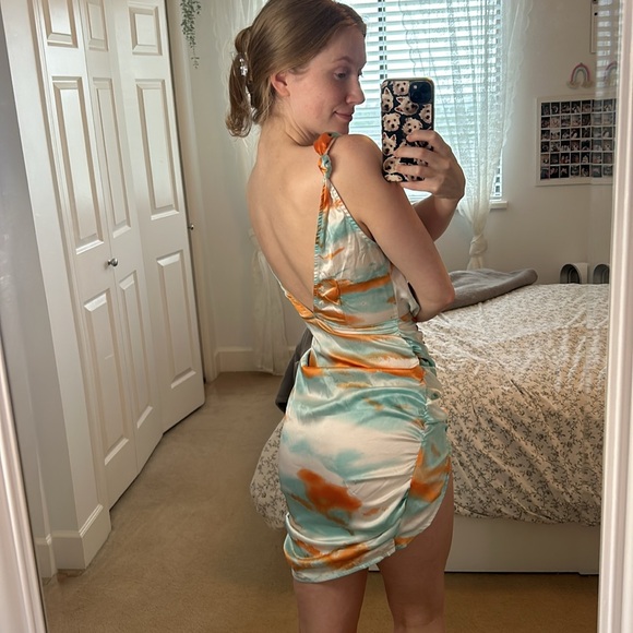 Greece Dress - Picture 2 of 4